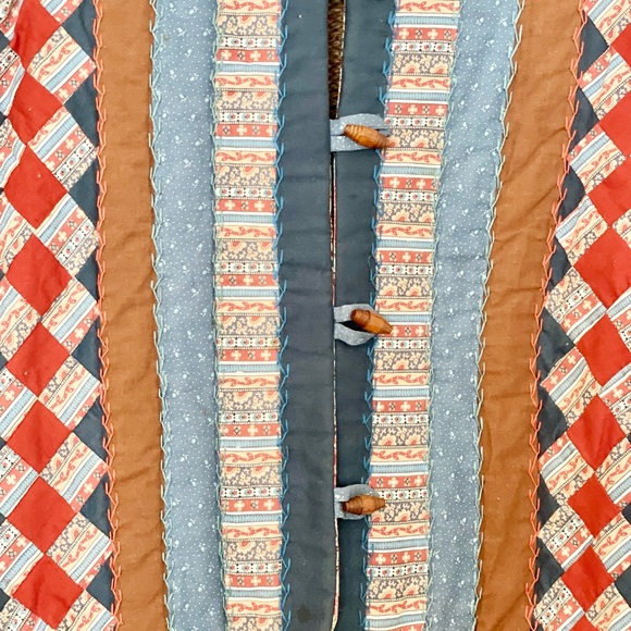 Vintage Hand Knit Quilted Women’s Cardigan - Picture 4 of 6